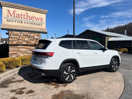 2024 Volkswagen Atlas 2.0T SE w/Technology 4MOTION
