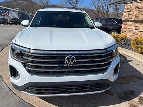 2024 Volkswagen Atlas 2.0T SE w/Technology 4MOTION