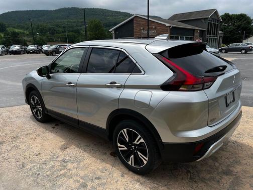 Alloy Silver Metallic 2025 Mitsubishi Eclipse Cross SE