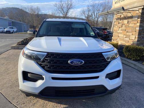 2022 Ford Explorer Base
