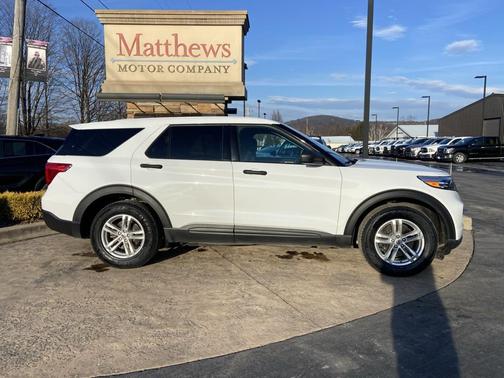 2022 Ford Explorer Base