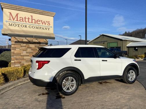 2022 Ford Explorer Base