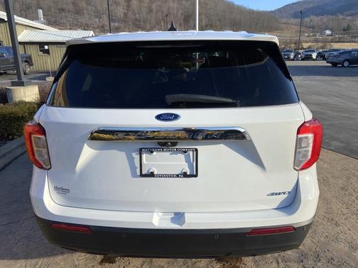 2022 Ford Explorer Base