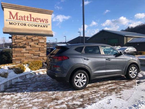 2021 Hyundai TUCSON SE