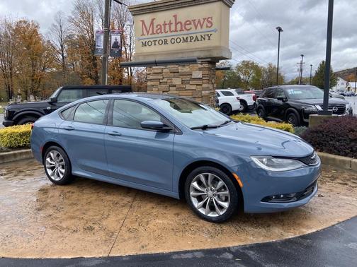 2015 Chrysler 200 S