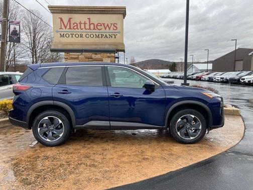 2025 Nissan Rogue SV