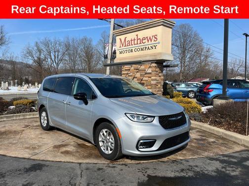 2024 Chrysler Pacifica Touring L