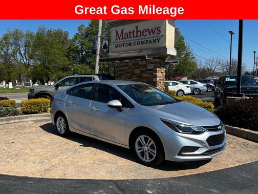 Silver Ice Metallic 2017 Chevrolet Cruze LT