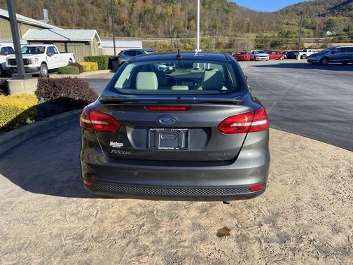 2017 Ford Focus Titanium