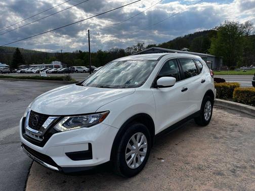 Glacier White 2018 Nissan Rogue S