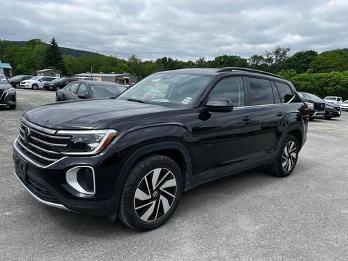 Deep Black Pearl 2025 Volkswagen Atlas 2.0T SE w/Technology 4MOTION