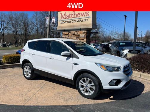2017 Ford Escape SE