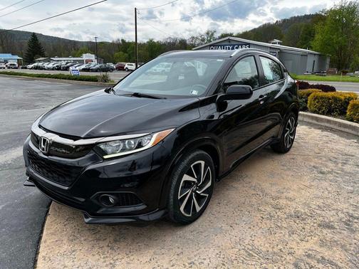 Crystal Black Pearl 2020 Honda HR-V AWD Sport