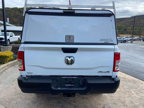 2022 RAM 2500 Tradesman Regular Cab 4x4 8' Box