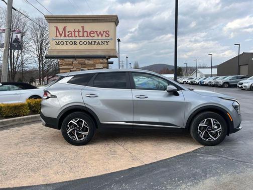 2025 Kia Sportage LX