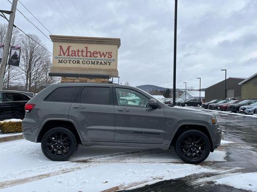 2020 Jeep Grand Cherokee Altitude