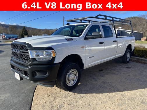 2022 RAM 2500 Tradesman Crew Cab 4x4 8' Box