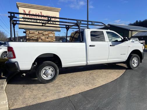 2022 RAM 2500 Tradesman Crew Cab 4x4 8' Box