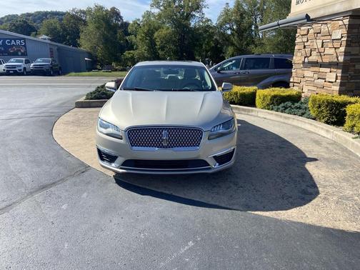 2017 Lincoln MKZ Base