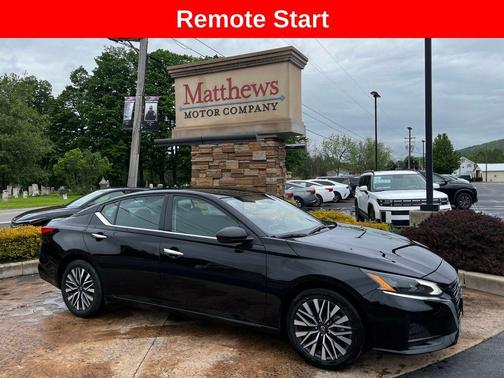 Super Black Clearcoat 2025 Nissan Altima 2.5 SV