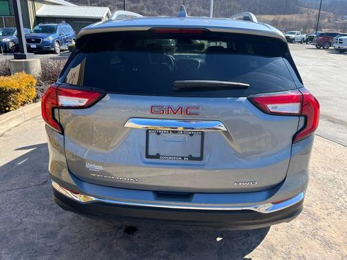 2024 GMC Terrain SLT