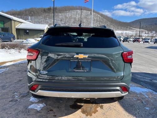 2025 Chevrolet Trax LT