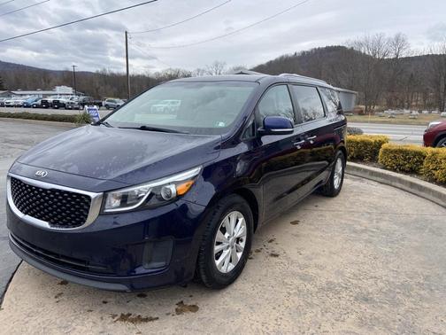 2018 Kia Sedona LX