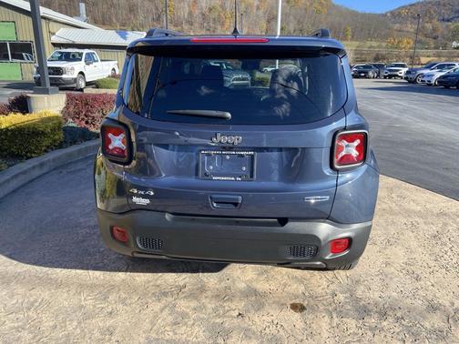 2022 Jeep Renegade Latitude