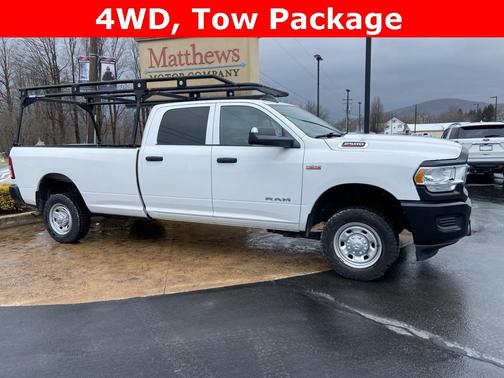 2022 RAM 2500 Tradesman Crew Cab 4x4 8' Box