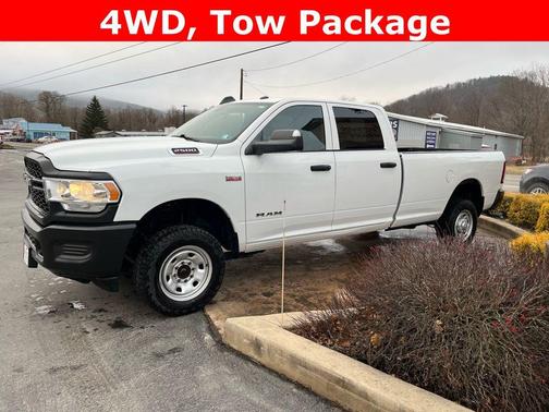 2022 RAM 2500 Tradesman Crew Cab 4x4 8' Box
