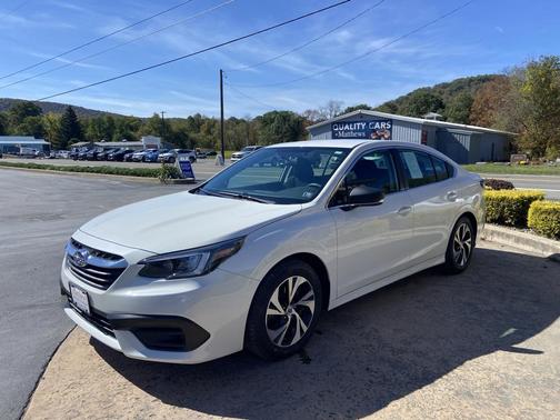 2022 Subaru Legacy Base
