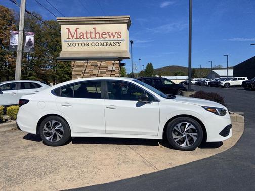2022 Subaru Legacy Base