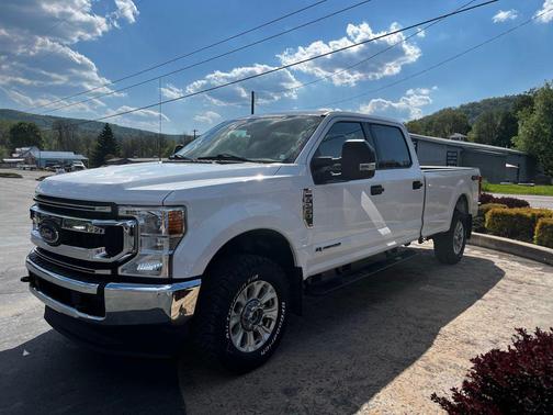 Oxford White 2021 Ford F-250 XLT