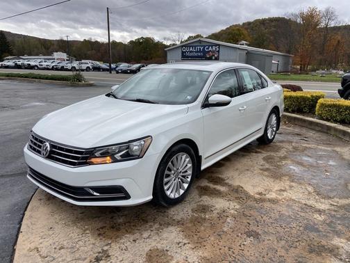 2017 Volkswagen Passat 1.8T SE
