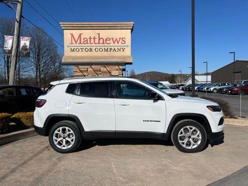 2025 Jeep Compass Latitude