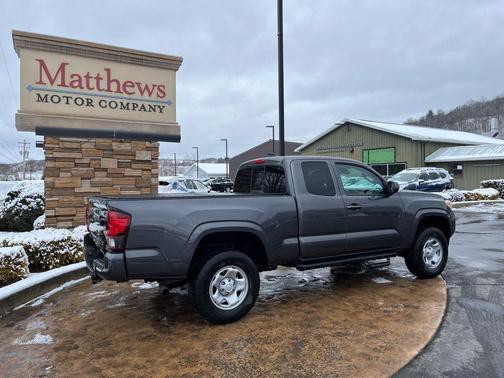 2022 Toyota Tacoma SR
