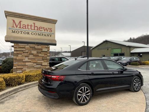 2025 Volkswagen Jetta 1.5T SE