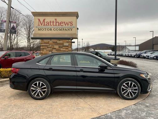 2025 Volkswagen Jetta 1.5T SE