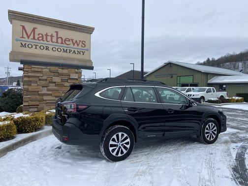 2023 Subaru Outback Base