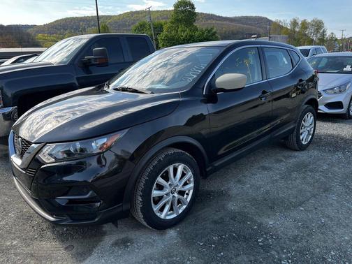 Magnetic Black Pearl 2020 Nissan Rogue Sport S