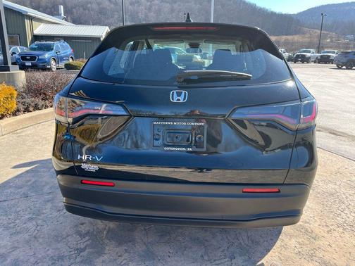 2025 Honda HR-V LX