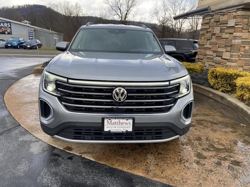 2024 Volkswagen Atlas 2.0T SE w/Technology 4MOTION