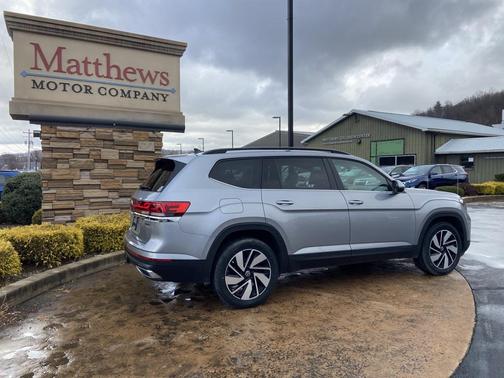 2024 Volkswagen Atlas 2.0T SE w/Technology 4MOTION