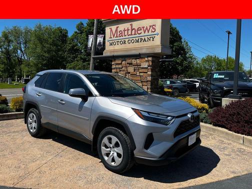 Silver Sky Metallic 2024 Toyota RAV4 LE