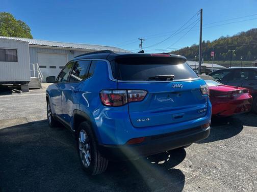 Hydro Blue Pearlcoat 2025 Jeep Compass Limited