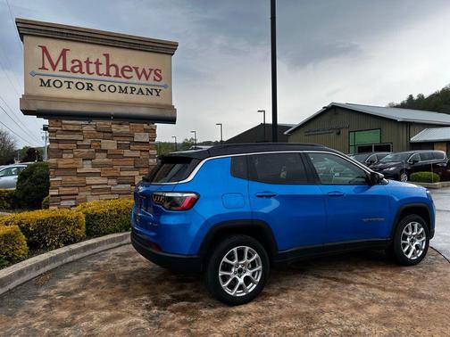 Hydro Blue Pearlcoat 2025 Jeep Compass Limited