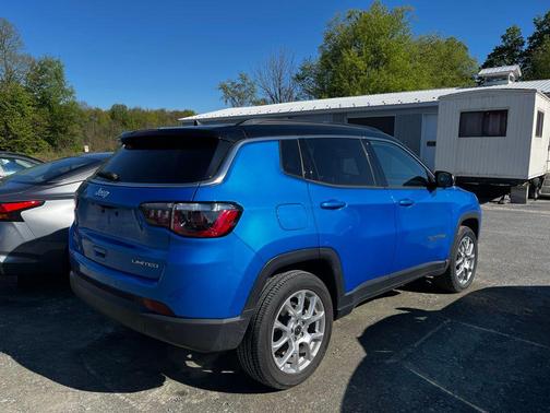Hydro Blue Pearlcoat 2025 Jeep Compass Limited