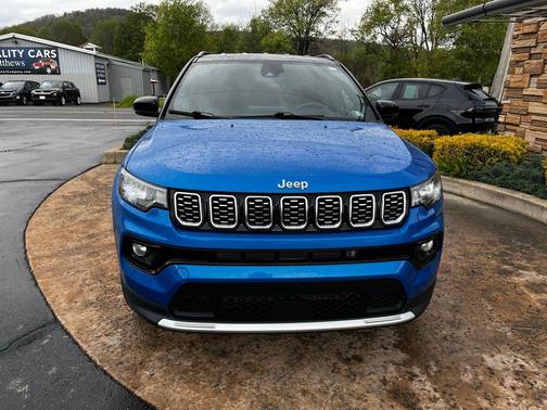 Hydro Blue Pearlcoat 2025 Jeep Compass Limited