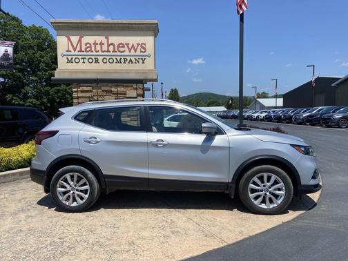 2020 Nissan Rogue Sport SV