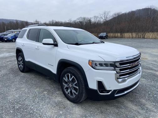2023 GMC Acadia AWD SLT